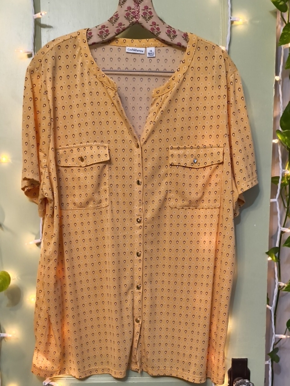Women's Croft & Barrow Yellow Short Sleeve Gold Button Down Shirt 1X